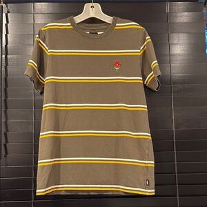 Vans  Men’s Olive Green T-Shirt with Embroidered Flower size Small